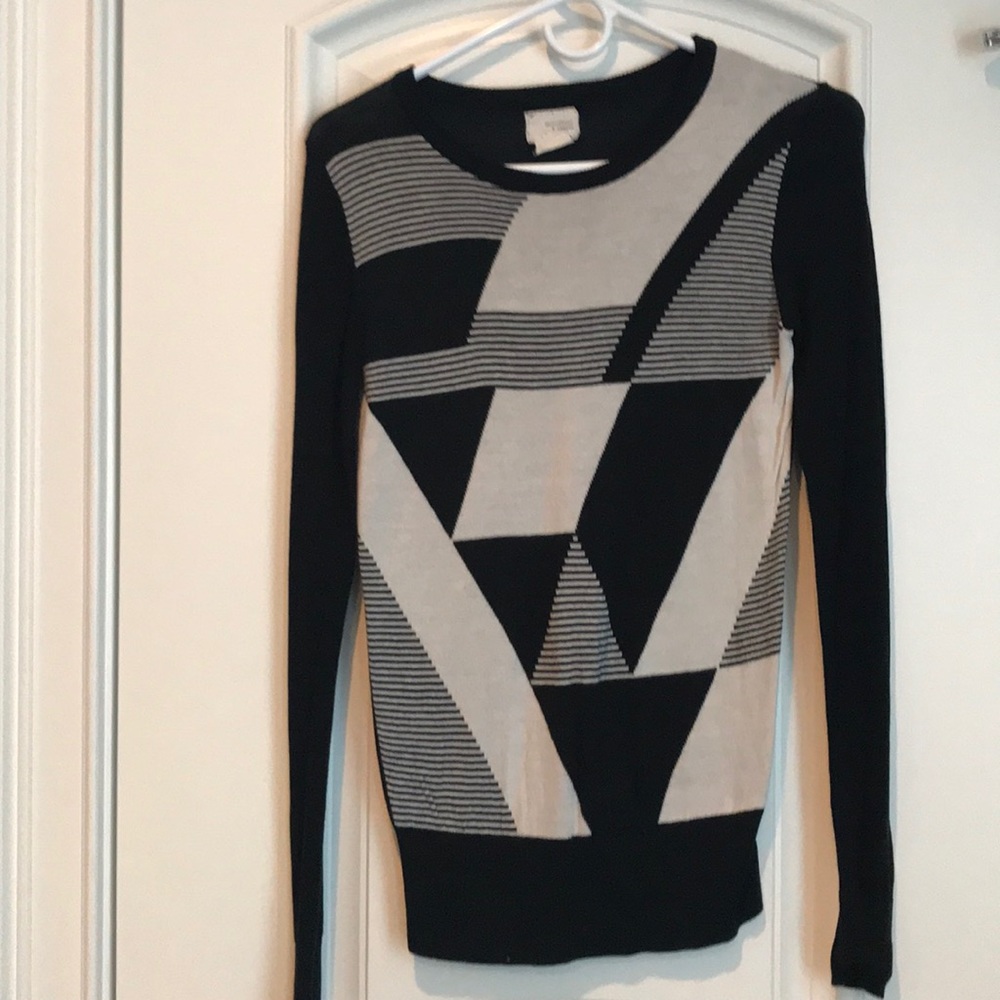 Long sleeve sweater